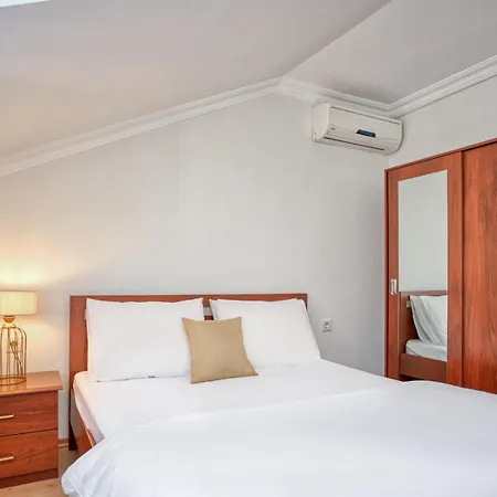 Dublex 3 Bedrooms&2bathrooms &terrace Stambuł